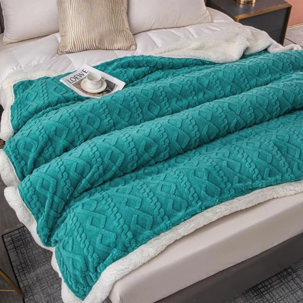 Patura cocolino cu blana, dimensiune 200x230 cm, tricotaj