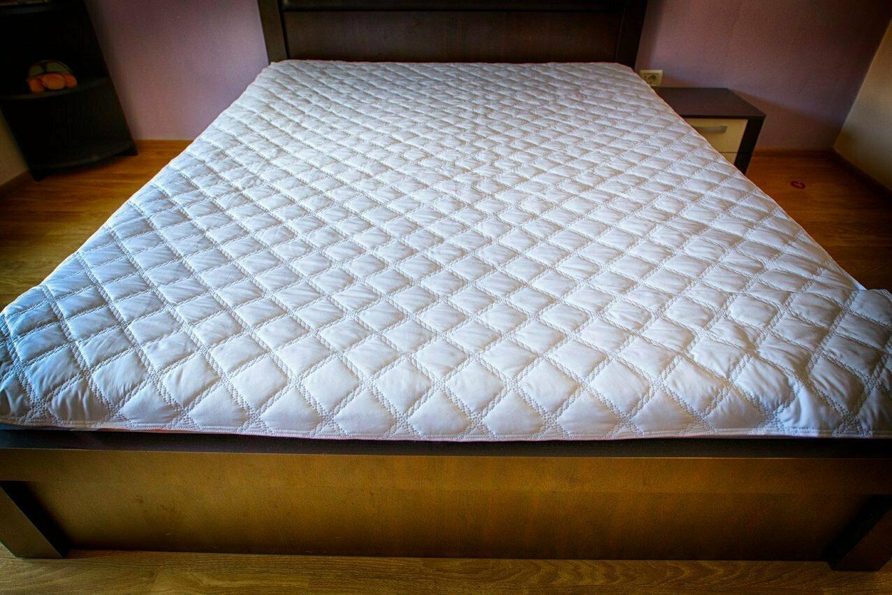 Husa saltea matlasata ultrasonic cu elastic, culoare alba, dimensiune  160x200, 180x 200
