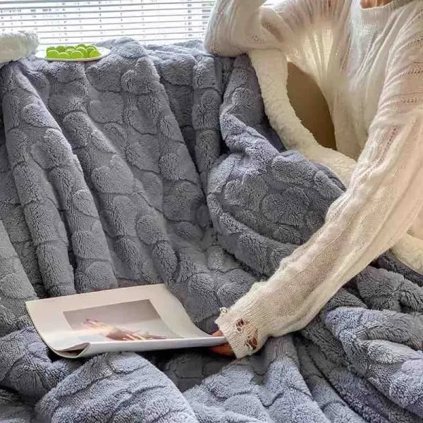Patura cocolino cu blana, dimensiune 200x230 cm, tricotaj