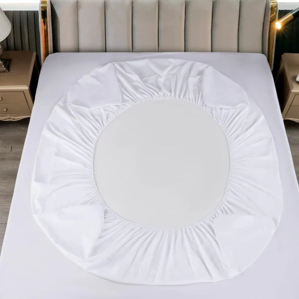Husa de pat impermeabila cu elastic, culoare alba, + 2 fete de perna